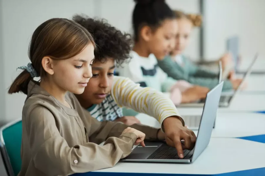 Aulazon, Día Internacional de la Educación